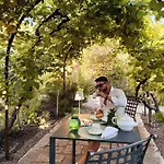 B&B Carmen Garden 4*