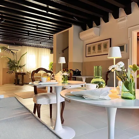 Oda ve Kahvaltı Carmen Garden