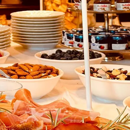 Carmen Garden 住宿加早餐酒店 布拉诺岛