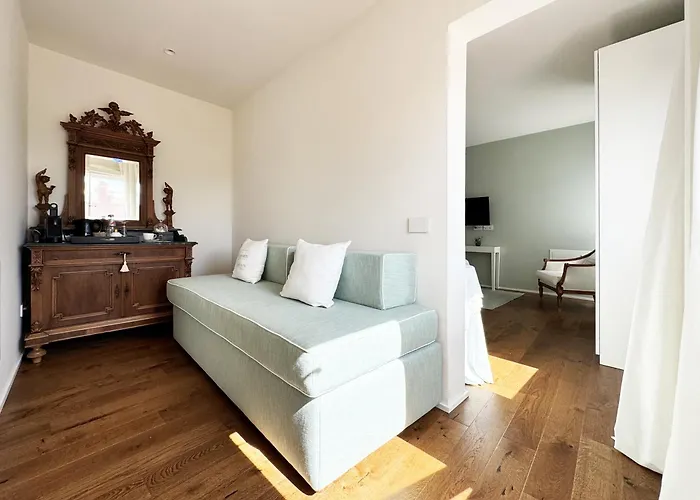 Carmen Garden Bed & Breakfast Burano